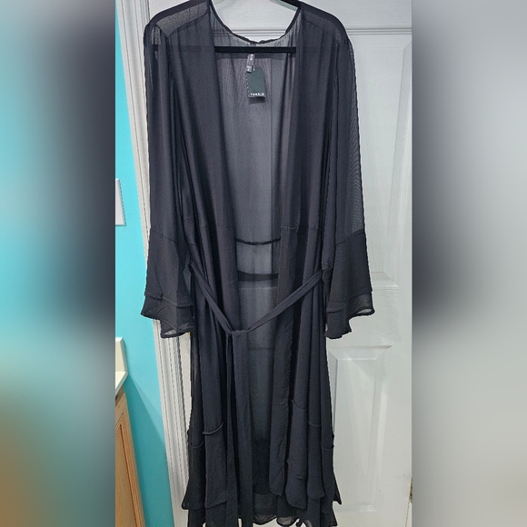 Torrid 4 Black Sheer Kimono Cover-up - Picture 2 of 3
